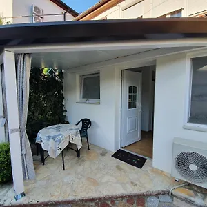 Apartment Una, Umag